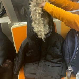 Size 8 MACKAGE unisex coat , $275 lowest offer $250